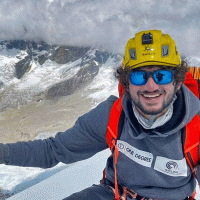 Shehroze Kashif scales 'true summit' of Mount Manaslu