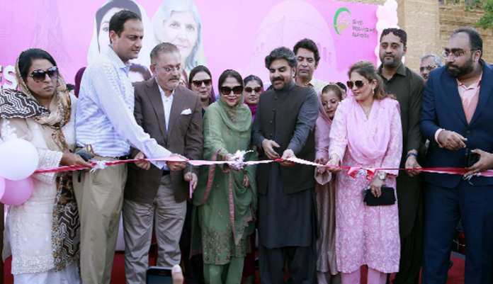 Pink Bus: Free for women, really? Sharjeel inaugurates two new routes