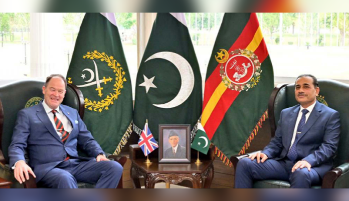 COAS Munir, UK Army Chief discuss military ties