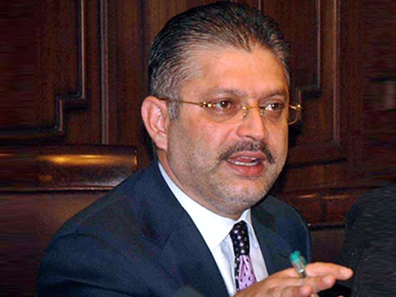 Sharjeel Memon hands over endowment fund cheques to CPNE, PFUJ