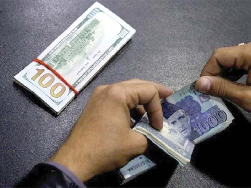 Rupee plunges to historic low against dollar Rupee plunges to historic low against dollar