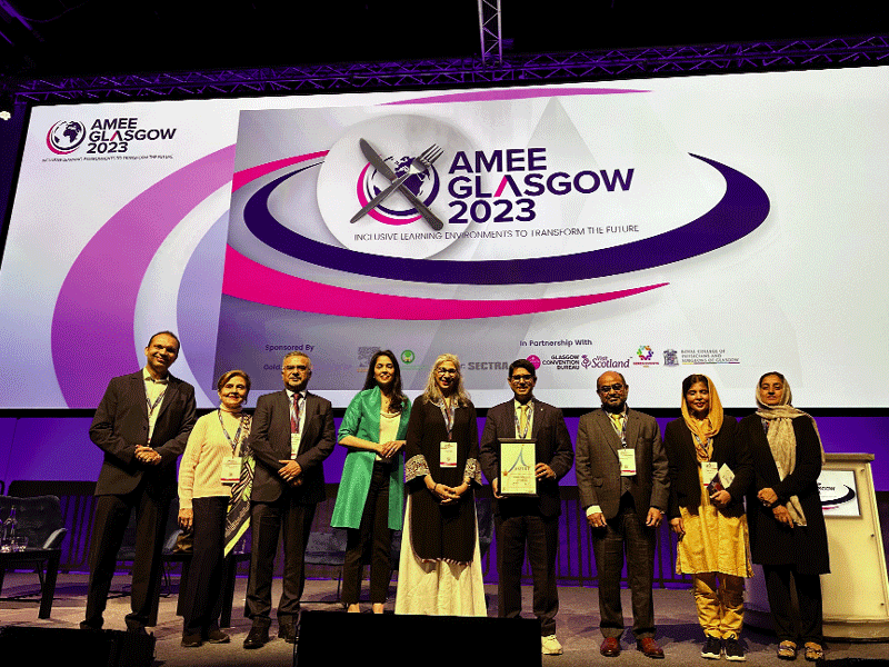 AKU Medical College receives prestigious international award AKU Medical College receives prestigious international award