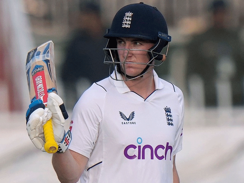 England sets new precedent, put Pakistan to sword in first test England sets new precedent, put Pakistan to sword in first test
