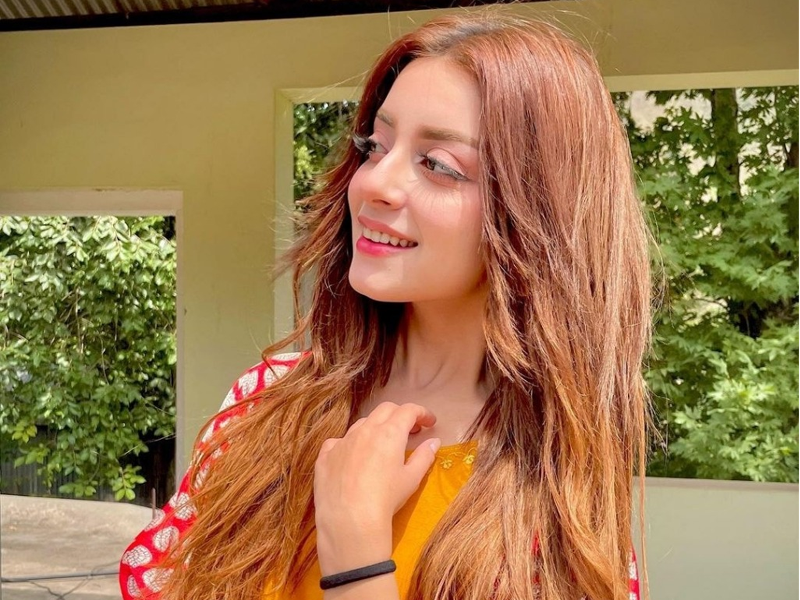 Alizeh Shah receives love on new picture gallery
