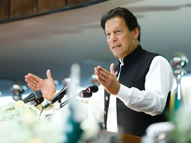 Imran booked for threatening judiciary, police officials Imran booked for threatening judiciary, police officials