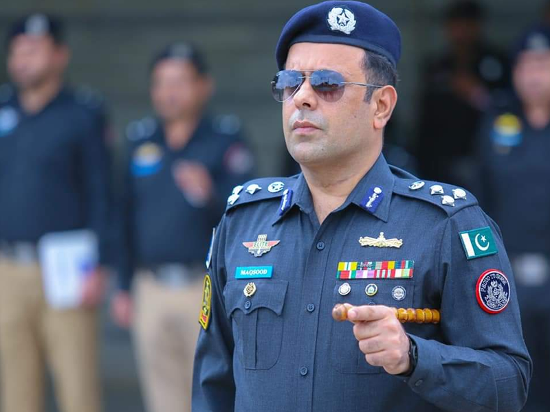 DIG Dr Maqsood briefs NZ’s security team on arrangements, visits National Stadium DIG Dr Maqsood briefs NZ’s security team on arrangements, visits National Stadium