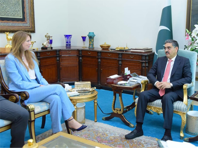 PM Kakar discusses socio-economic ties PM Kakar discusses socio-economic ties