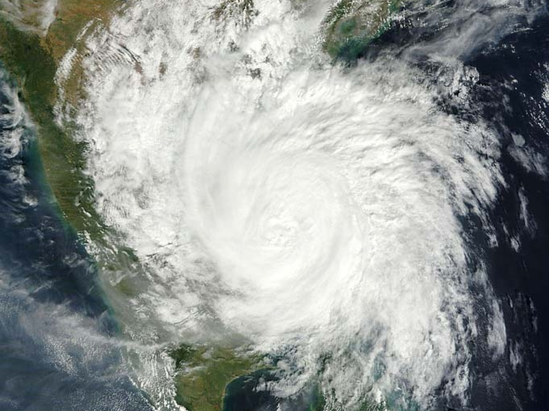 Cyclone Biparjoy at ‘blistering pace’ towards Sindh’s coastline Cyclone Biparjoy at ‘blistering pace’ towards Sindh’s coastline