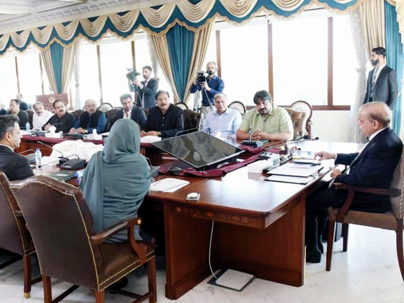 Govt making all-out efforts to bring economy out of prevailing quagmire: PM