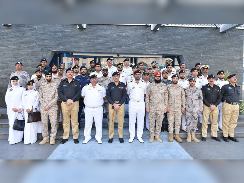 PN Staff Course team briefed on working capacity by Sindh IG on visit PN Staff Course team briefed on working capacity by Sindh IG on visit