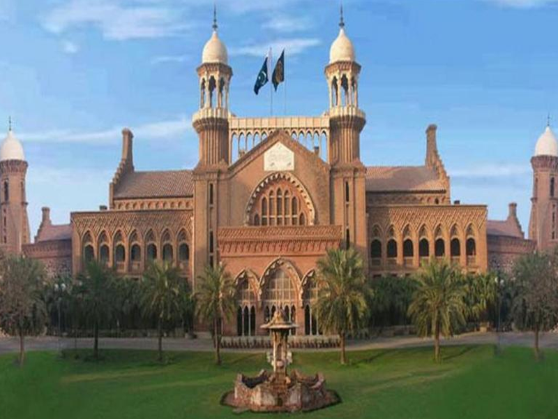 LHC seeks reply from Punjab govt over Tahir Ashrafi’s removal as chief MUB