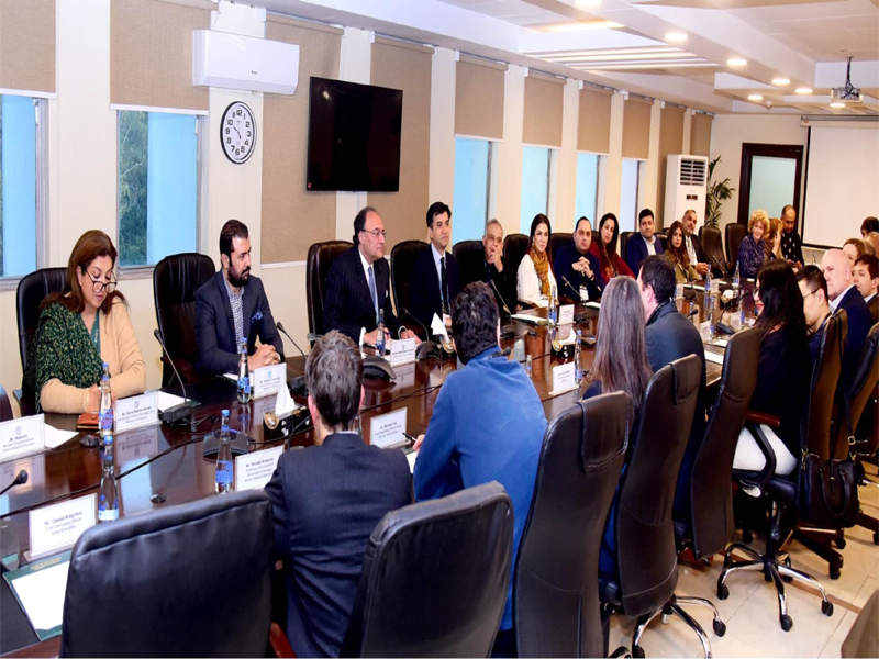 Aurangzeb pledges to drive inclusive growth for all Aurangzeb pledges to drive inclusive growth for all