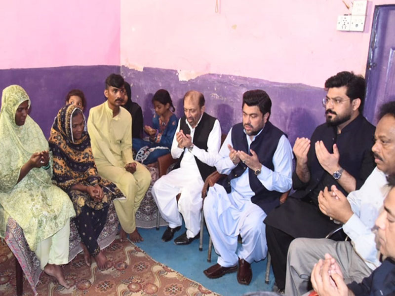 Gov Tessori visits Yousuf Goth, hands over plot file to affected family Gov Tessori visits Yousuf Goth, hands over plot file to affected family
