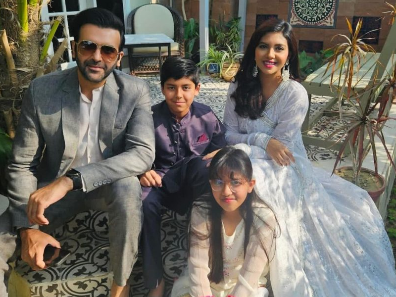 Sunita, Hassan family pictures from wedding