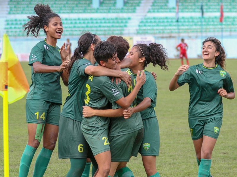 Pakistan thumps Maldives in SAFF Women’s Championship