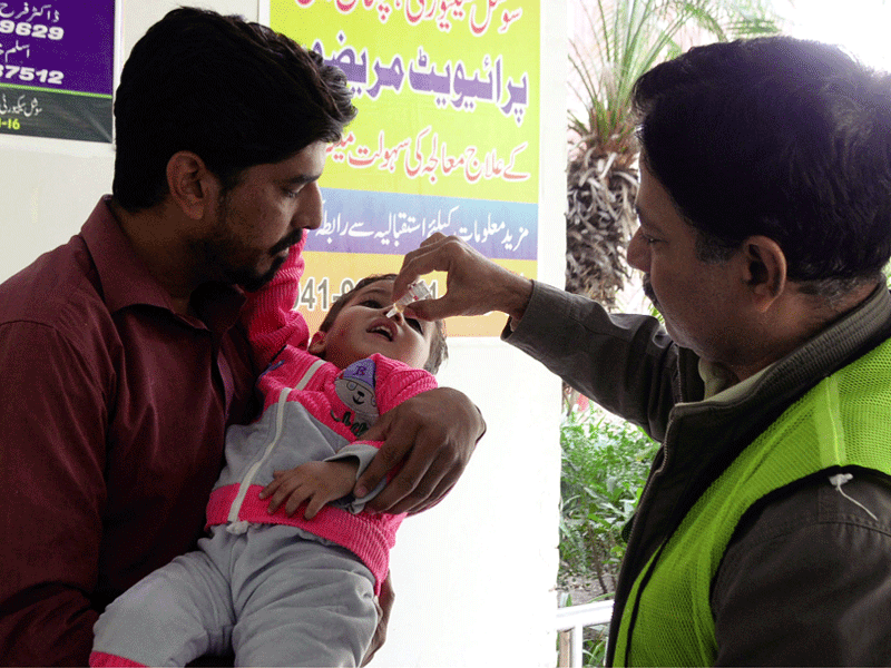 President, PM vow not to let terrorism harm anti-polio efforts