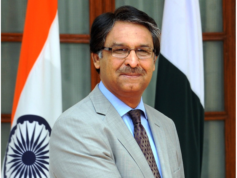 Pakistan's peace initiatives toward India met with negative response: Jilani