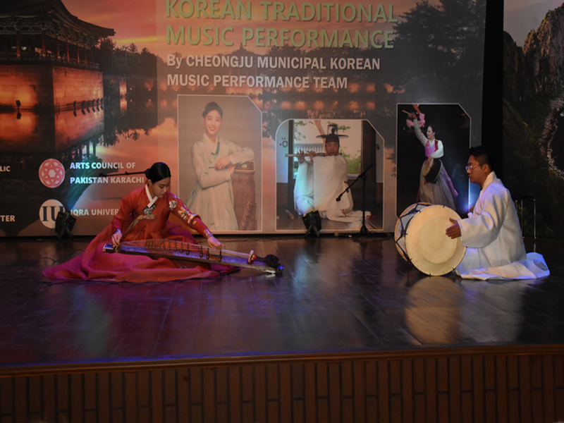 Arts Council Karachi, Korean music group organise event