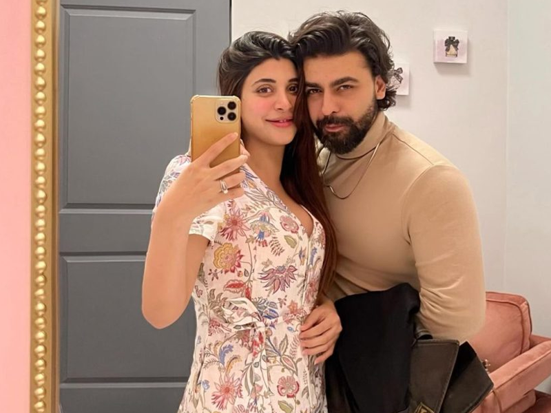 Urwa, Farhan celebrate daughter Aara’s first month Urwa, Farhan celebrate daughter Aara’s first month