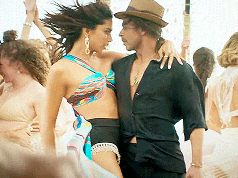 No matter what, we will remain positive: SRK responds to trolls criticising ‘Besharam Rang’ No matter what, we will remain positive: SRK responds to trolls criticising ‘Besharam Rang’