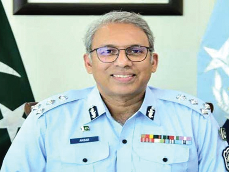 LHC issues arrest warrant for Islamabad IGP on contempt plea LHC issues arrest warrant for Islamabad IGP on contempt plea