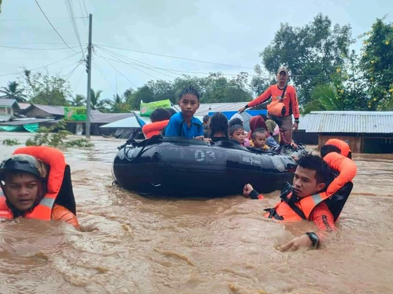At least 67 killed in Philippines floods