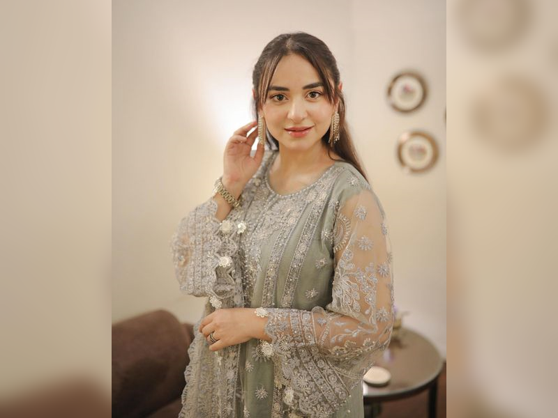 Yumna Zaidi all set to enter Pakistani film industry Yumna Zaidi all set to enter Pakistani film industry