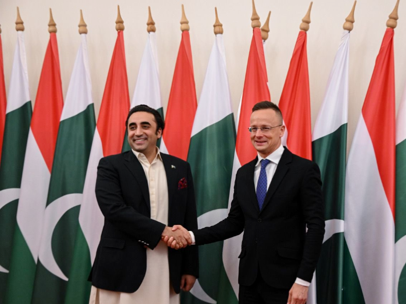 ‘FM Bilawal Bhutto urges Hungary’s business community to explore viable opportunities in Pakistan’ ‘FM Bilawal Bhutto urges Hungary’s business community to explore viable opportunities in Pakistan’