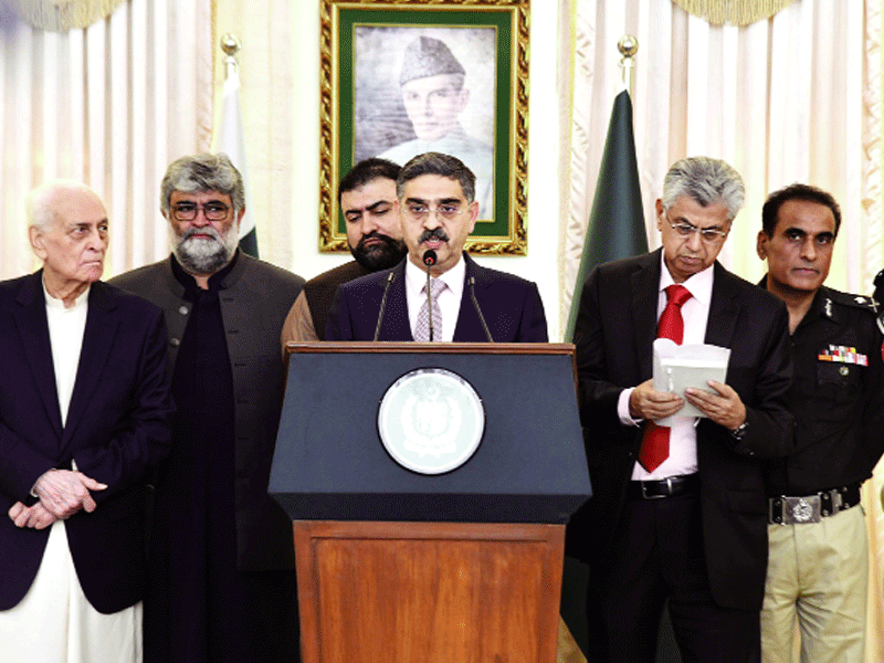 PM Kakar vows strong crackdown on smuggling industry PM Kakar vows strong crackdown on smuggling industry