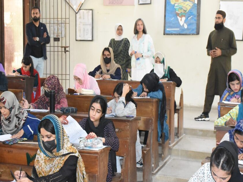 Over 7, 300 candidates appear in KU entry test Over 7, 300 candidates appear in KU entry test