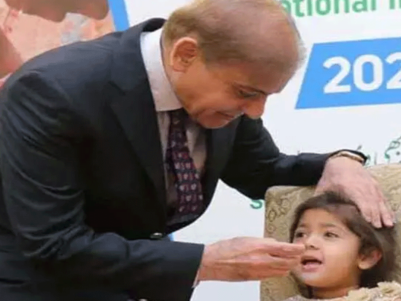 PM reiterates govt’s ‘unflinching resolve’ to eradicate polio from Pakistan