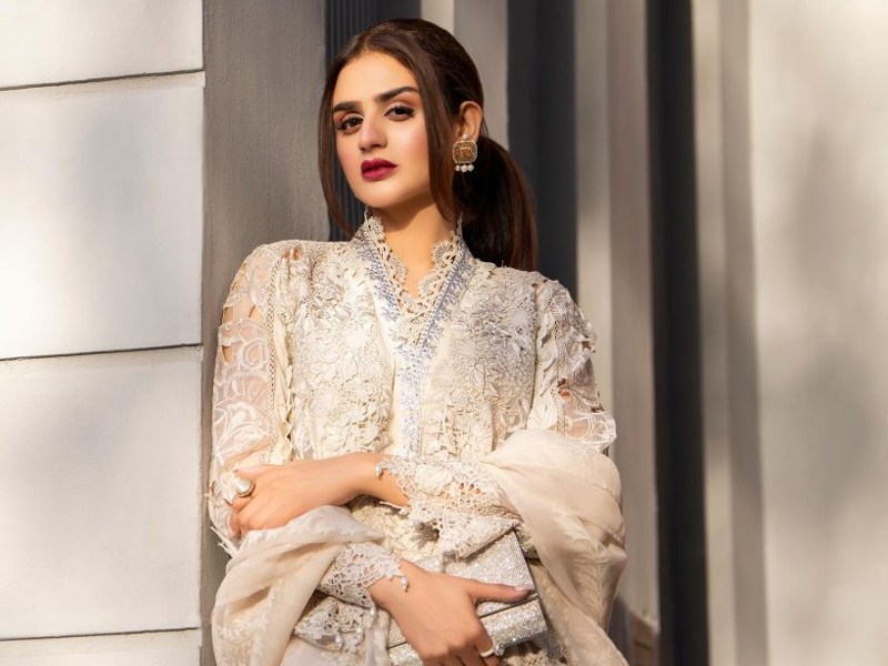 Hira Mani says showbiz industry is fake Hira Mani says showbiz industry is fake