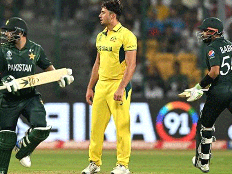 Australia downs Pakistan to clinch second consecutive win