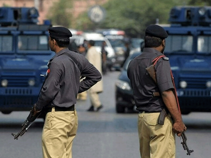 SSP District Central opens fast with cops amid check-points visit SSP District Central opens fast with cops amid check-points visit