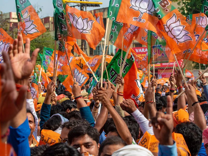 BJP’s undemocratic policies pose serious threat to peace in South Asia: APHC BJP’s undemocratic policies pose serious threat to peace in South Asia: APHC