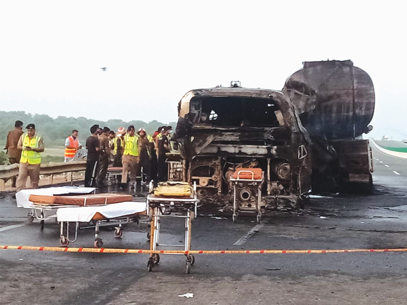 Bus-oil tanker collision leaves 20 dead on M-5 Motorway