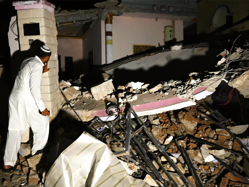 ‘Atleast 2 dead, several injured in Punjab, KP’ ‘Atleast 2 dead, several injured in Punjab, KP’