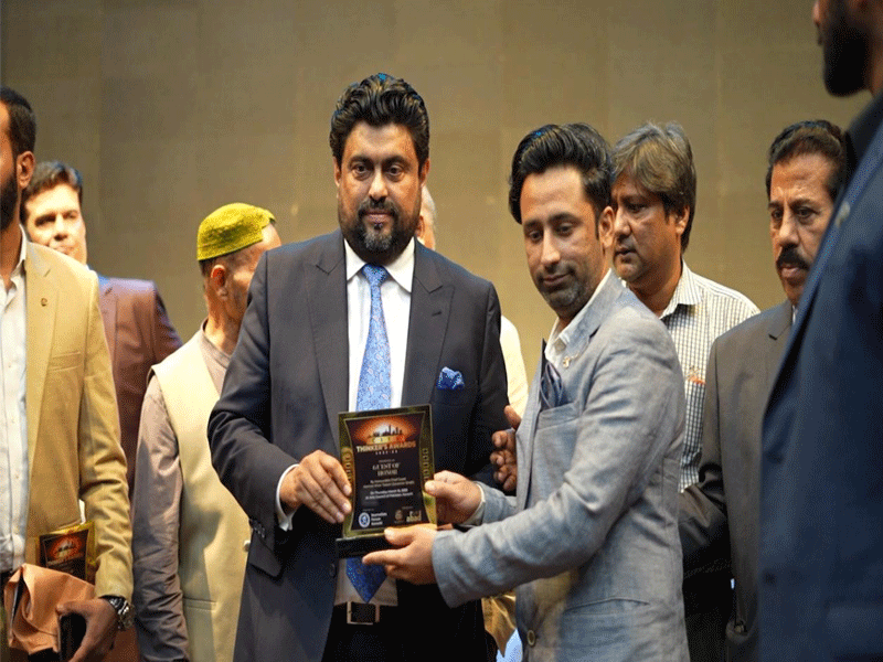 Social activist Adil Mehmood receives ‘City Thinker’s Award’ on Pakistan Day event Social activist Adil Mehmood receives ‘City Thinker’s Award’ on Pakistan Day event