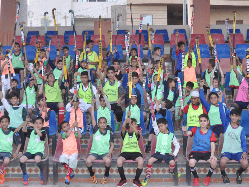 Governor Sindh, Olympian Islahuddin visit Dr. MA Shah Hockey Academy North Nazimabad Governor Sindh, Olympian Islahuddin visit Dr. MA Shah Hockey Academy North Nazimabad