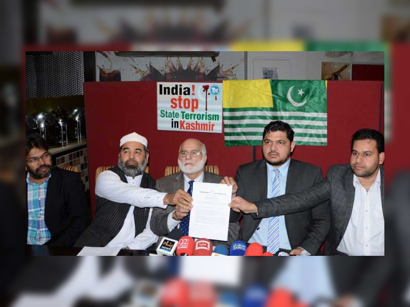 International speakers urge world powers to play role in resolving Kashmir dispute International speakers urge world powers to play role in resolving Kashmir dispute