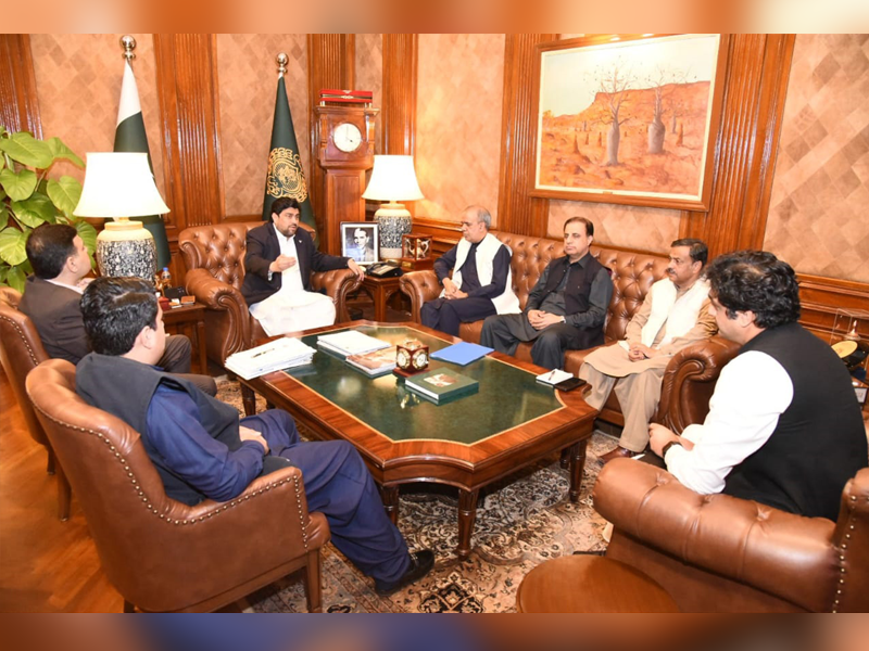 CEO PM Health Programmme, SLIC Chief discuss health insurance facility with Gov Tessori CEO PM Health Programmme, SLIC Chief discuss health insurance facility with Gov Tessori