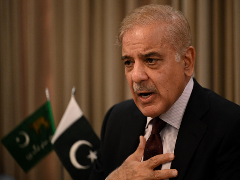 PM Shehbaz lauds police, security forces for preventing 'attack' on capital PM Shehbaz lauds police, security forces for preventing 'attack' on capital