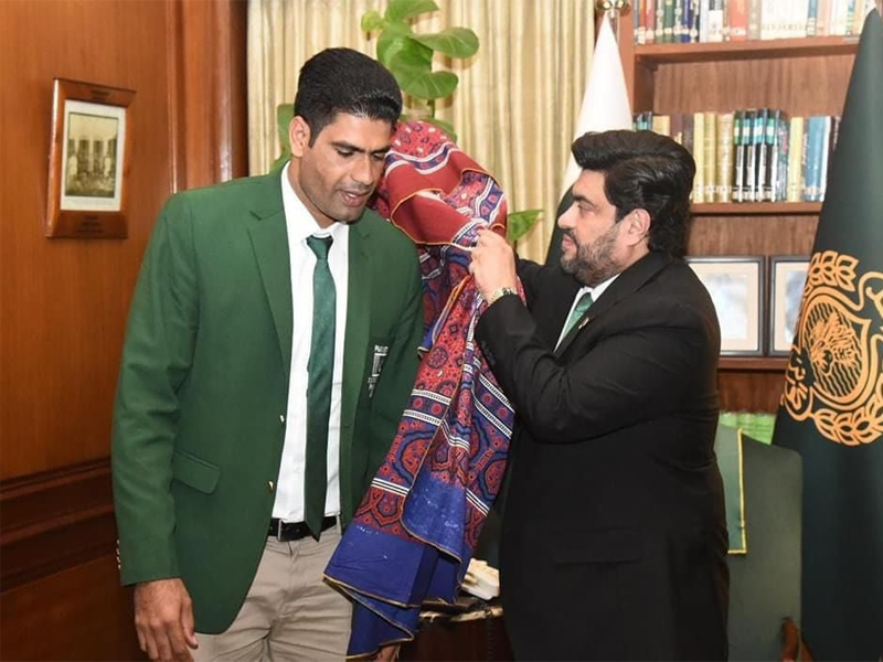Gov Tessori appoints Arshad as brand ambassador for Karachi Marathon Gov Tessori appoints Arshad as brand ambassador for Karachi Marathon