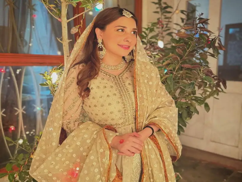 Hina shares marriage advice with fans Hina shares marriage advice with fans