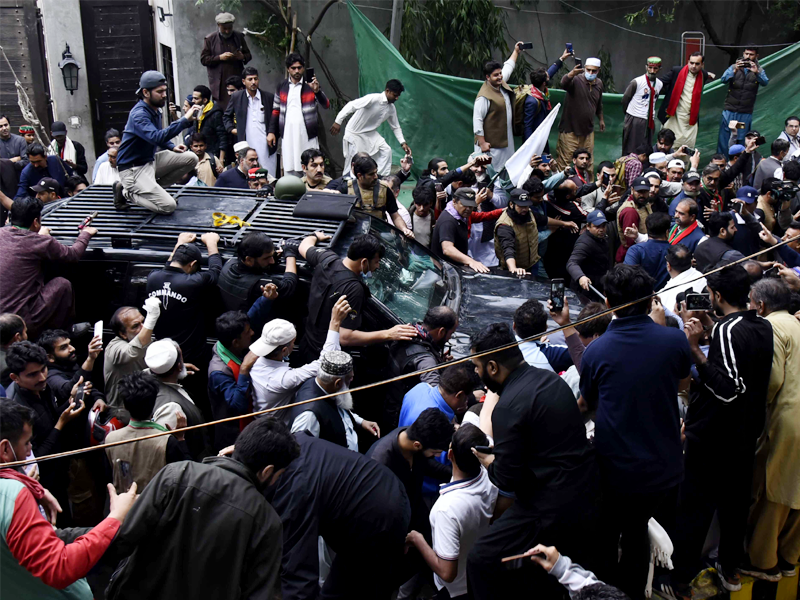 Lahore police launches crackdown against PTI leaders, workers Lahore police launches crackdown against PTI leaders, workers