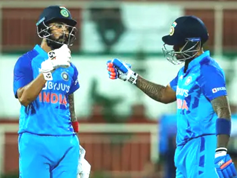 India downs South Africa in T20 opener