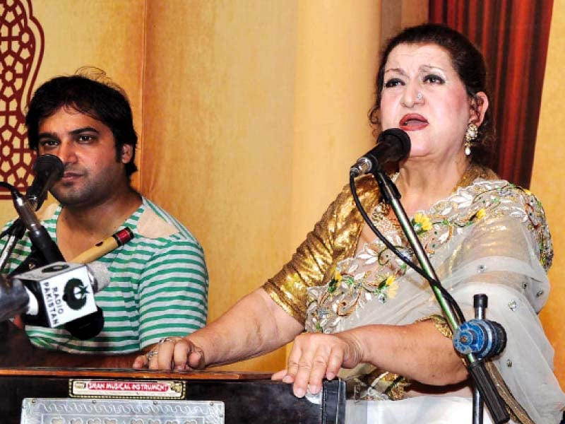 'Ek Baar Muskurado', Zelle's ode to Pakistani music fraternity