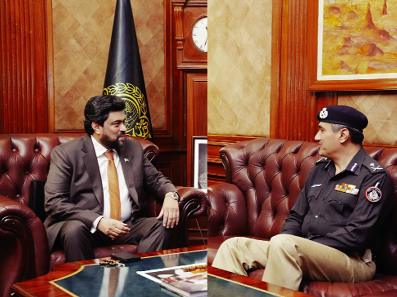 IG Sindh briefs Gov Tessori on law, order situation, steps controlling street crimes IG Sindh briefs Gov Tessori on law, order situation, steps controlling street crimes