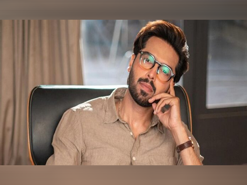 Fahad Mustafa unveils Pakistan’s first superhero film Fahad Mustafa unveils Pakistan’s first superhero film