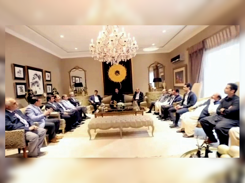 FM Bilawal Bhutto interacts with top business leaders